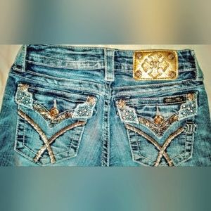 MISS ME  BOOT CUT CROSSING PATHS JEANS